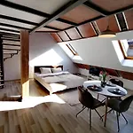 Savoya Nr2 Loft Studio Old City Center Self Check-In Workspace